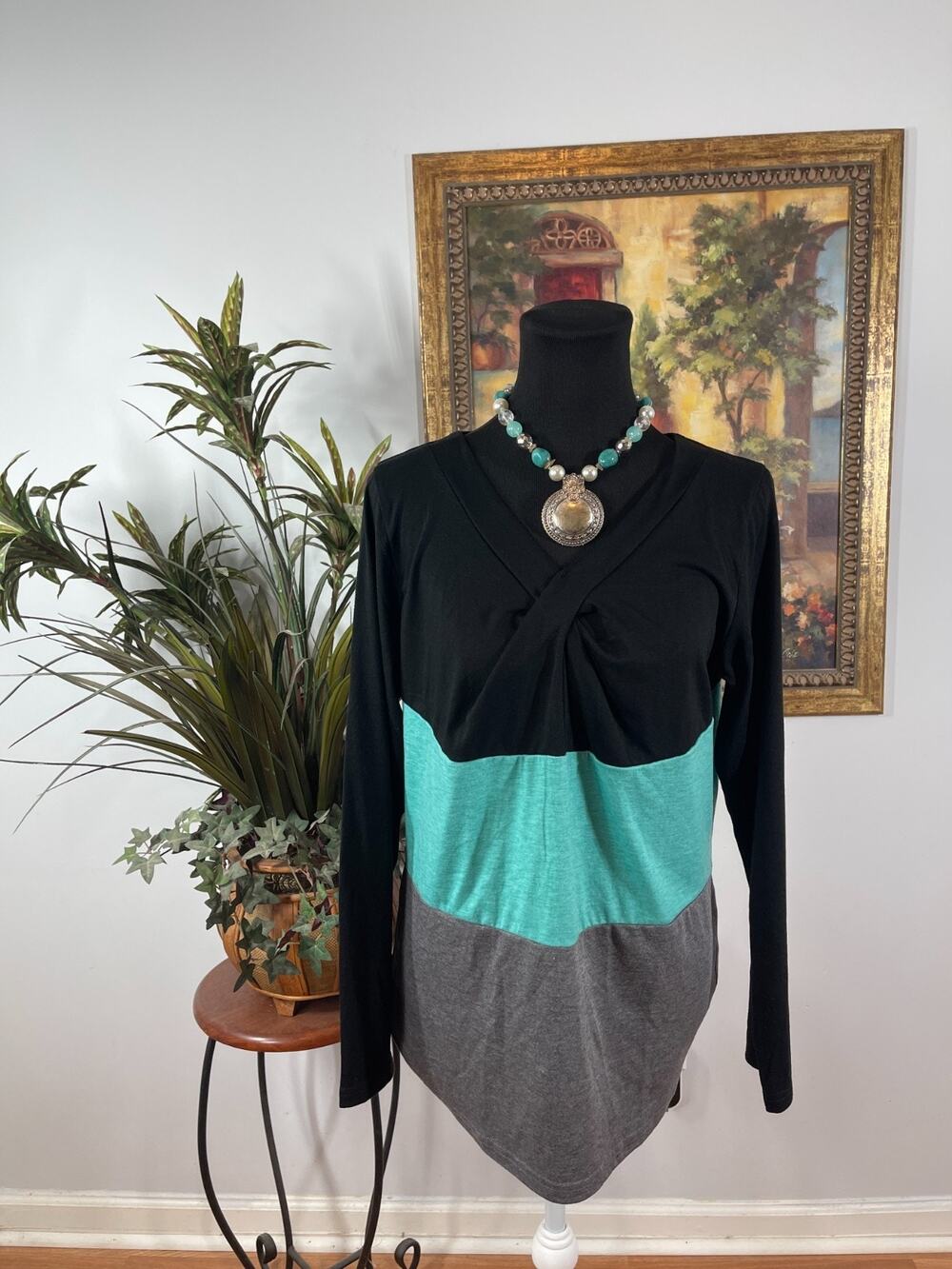 Women's Top Medium Multi Colorblock Long Sleeve V Neck Contemporary Minimalist